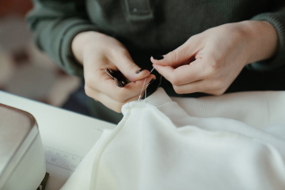 The Art of Sewing: 8 Sewing Tips and Tricks for Beginners