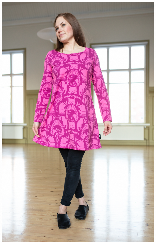 
                      
                        PaaPii Pink Gates of Pohjola Organic Cotton Lycra
                      
                    