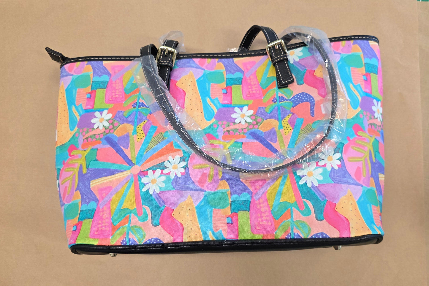 Kwaint Cheetahs Garden Large Ladies Bag BLACK