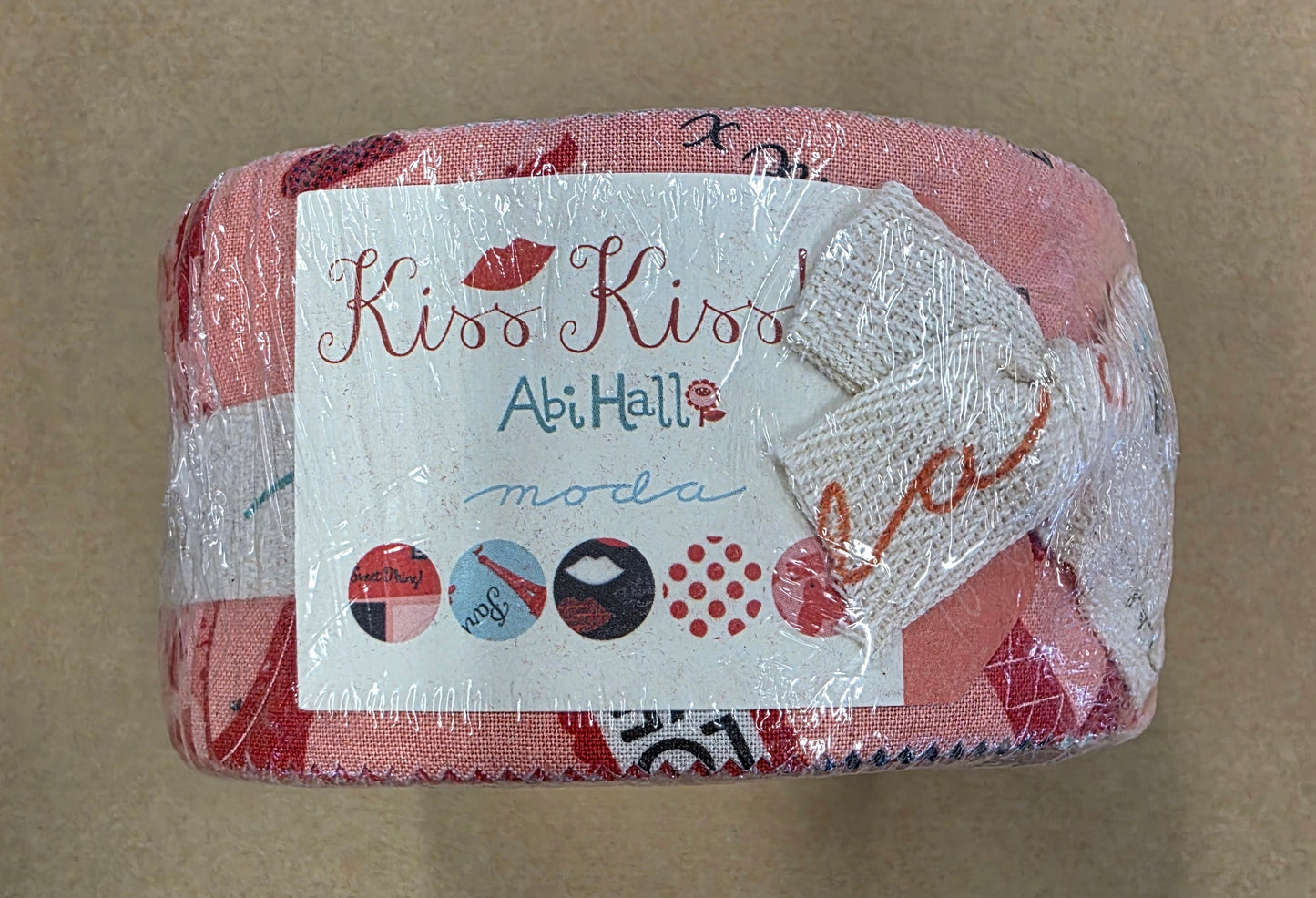 Moda Kiss Kiss Jelly Roll