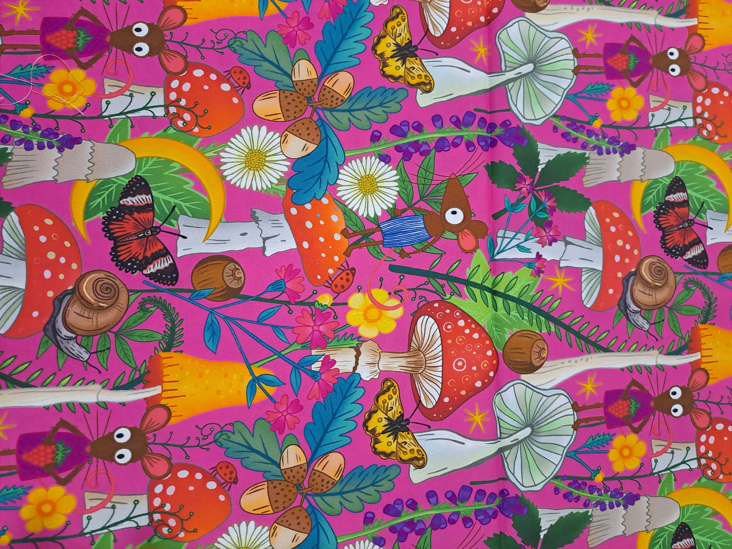 Karly Art Mouse and Mushrooms 140gsm Poplin