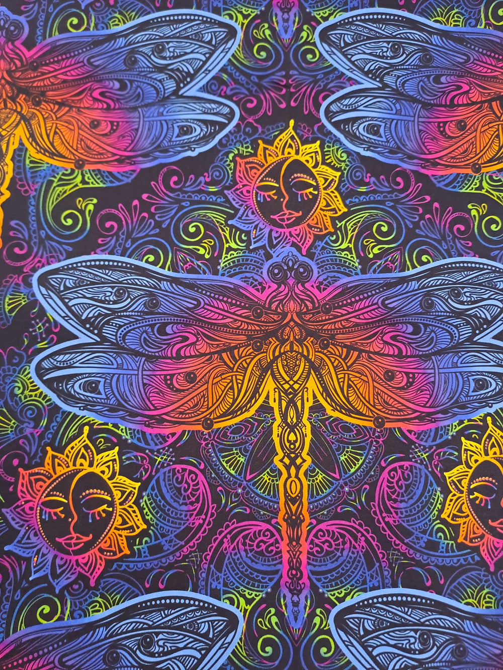 Kwaint Rainbow Dragonflies 140gsm Poplin