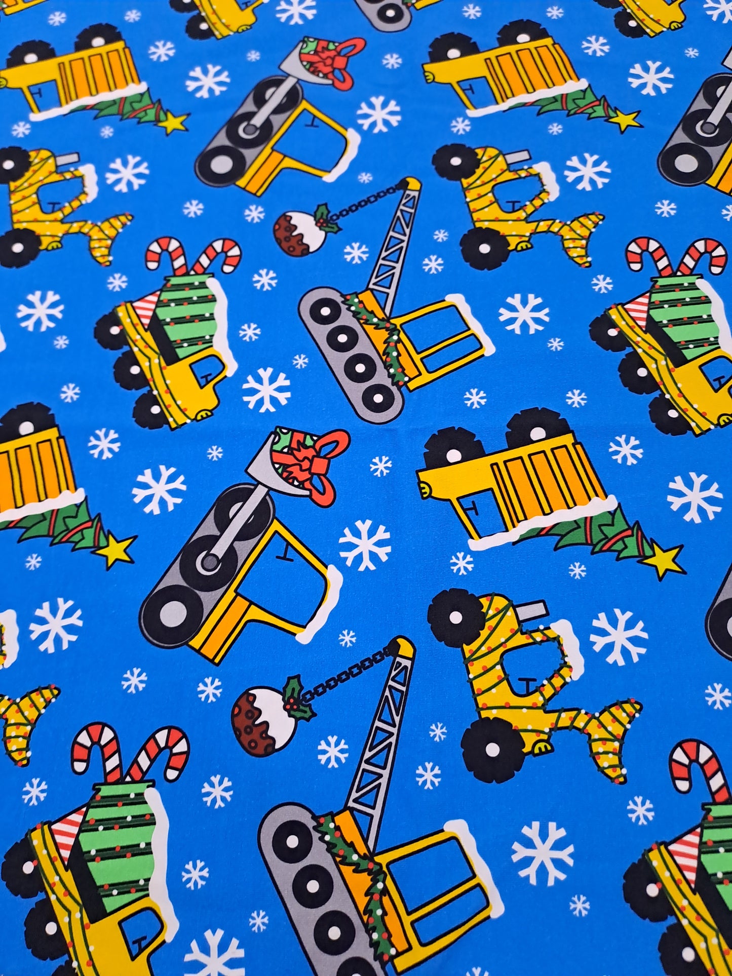 Fabric Mama Christmas Diggers 220gsm Cotton Lycra