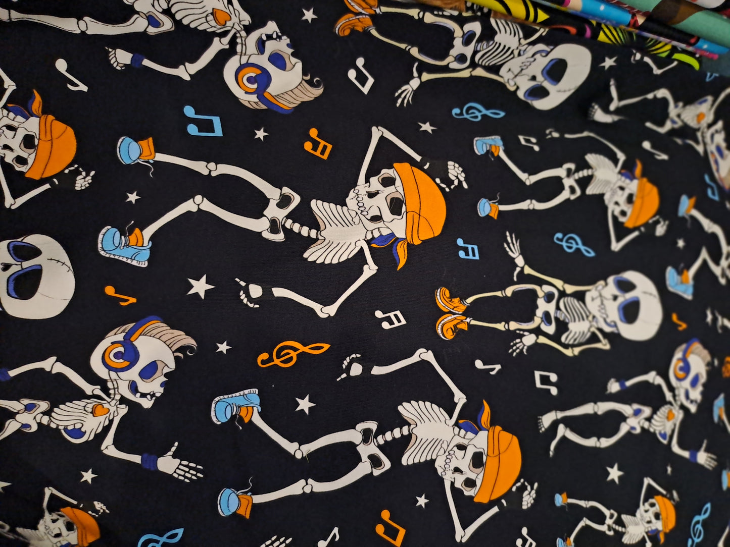 Kwaint Skeletons 220gsm Cotton Lycra